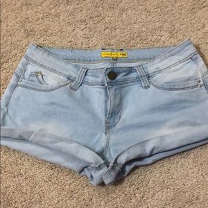 Wanna Betta butt shorts